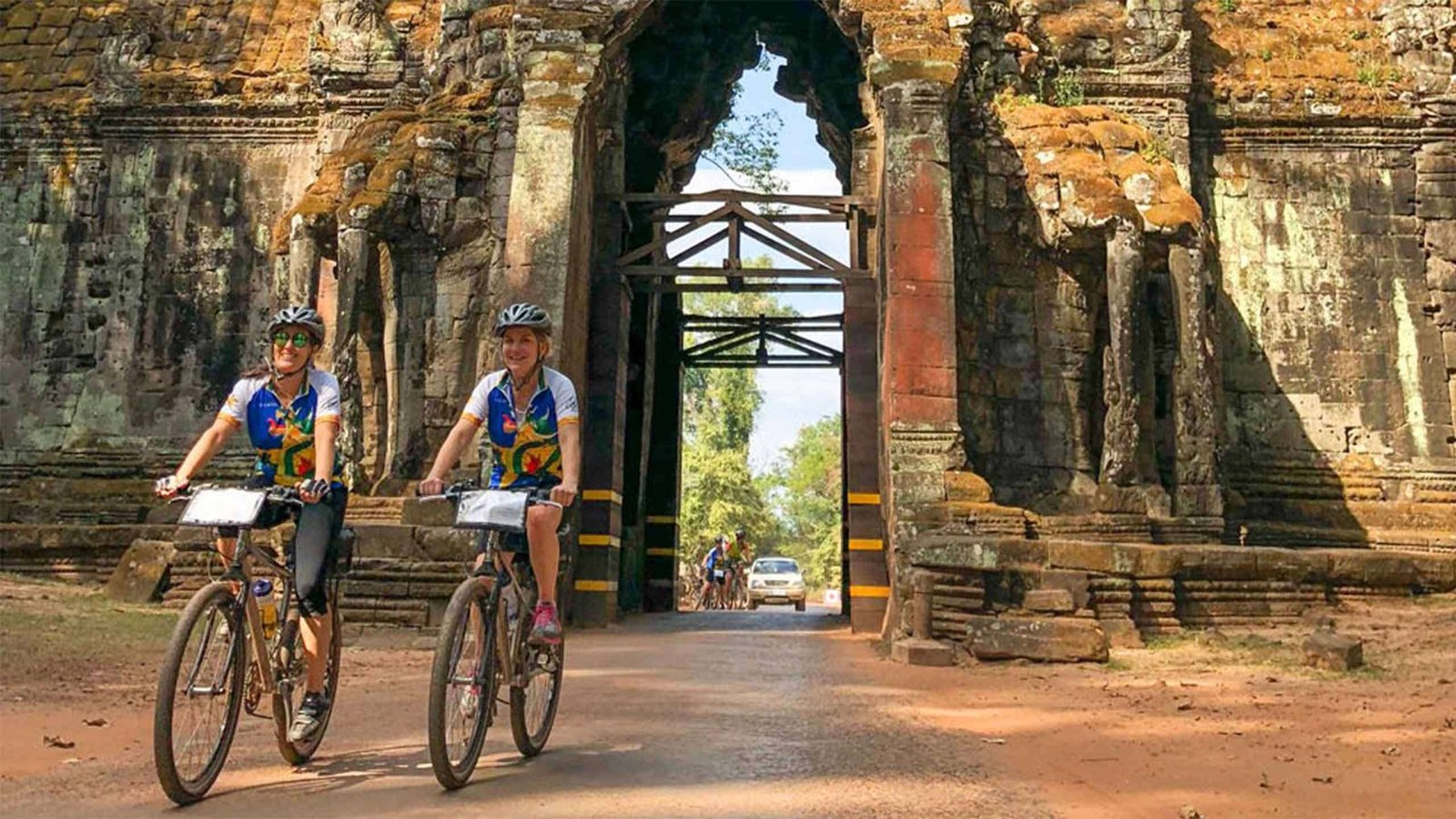 Siem Reap Cycle To Hanoi 22 Days